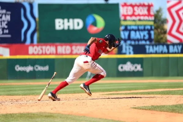 日本球星大谷翔平单季五十轰创亚洲纪录道奇锁定季后赛席位